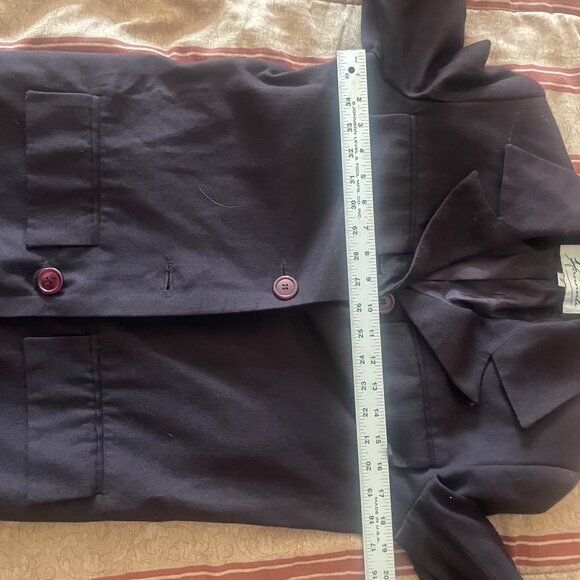 Hannah Extra Long Coat in Size 2. Burgundy, fully lined, lightweight - Picture 10 of 12